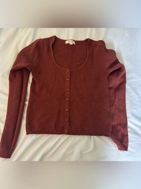 Scoop Neck Button-Front Knit Cardigan in Rust